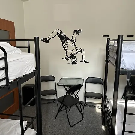 Hostel Mololo Art *